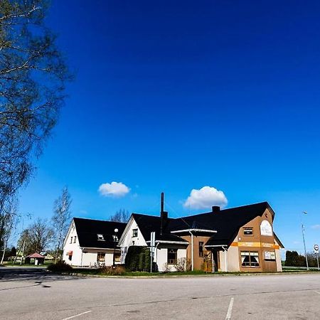 Sangaste Rukki Maja Guesthouse Екстериор снимка